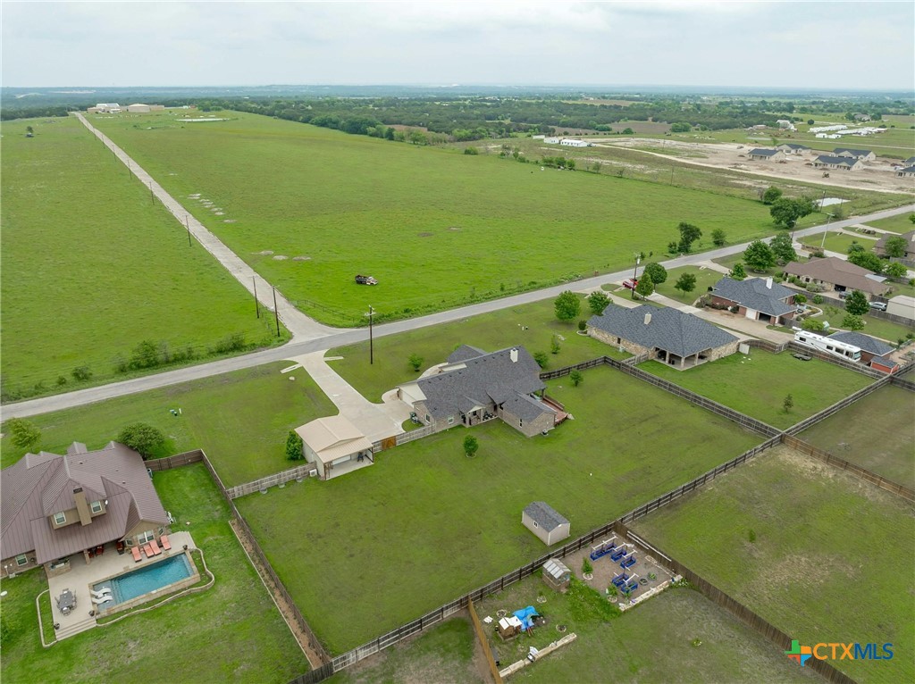 4445 W Amity Road Property Photo 2