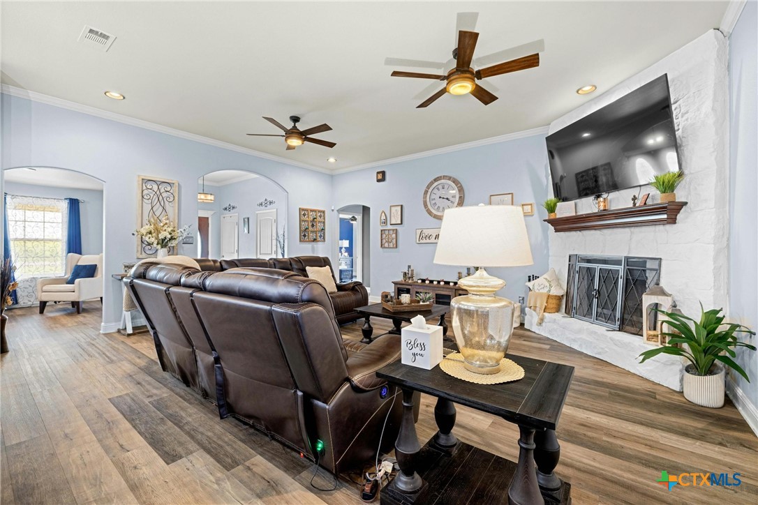 4445 W Amity Road Property Photo 11
