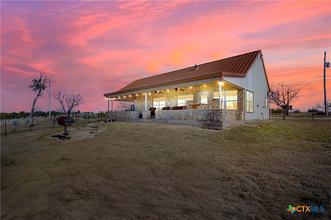 1782 Fm 218 Property Photo 2