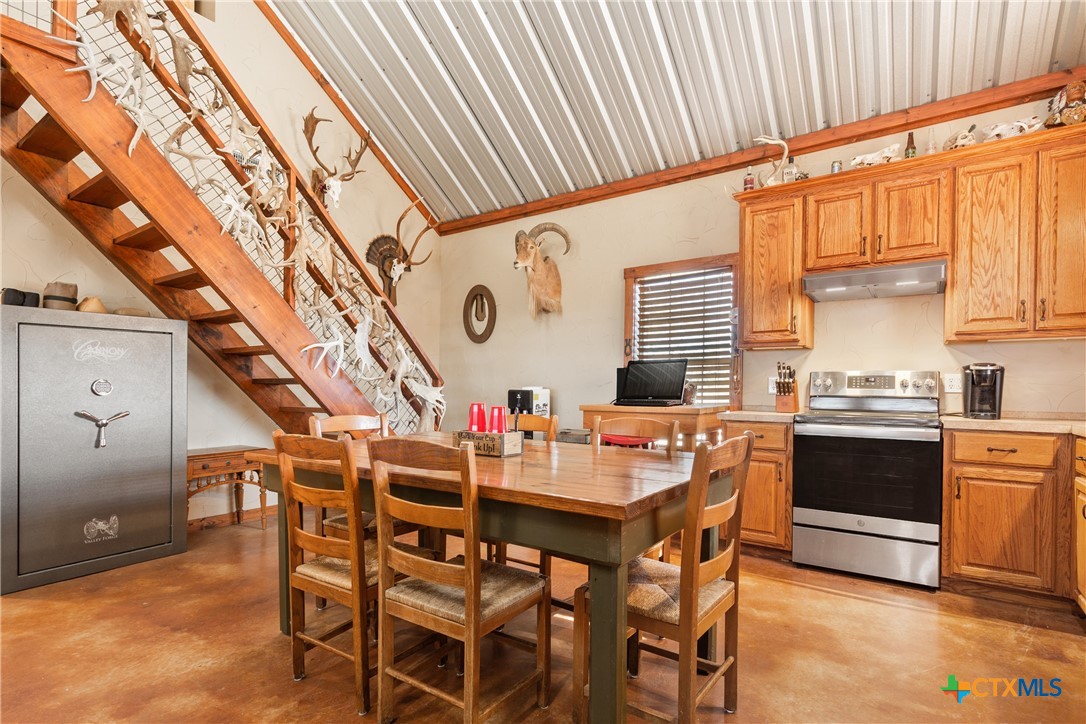 1782 Fm 218 Property Photo 8