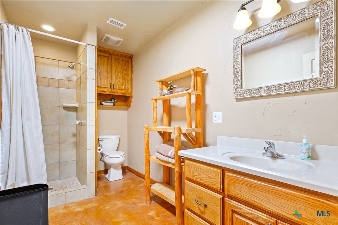 1782 Fm 218 Property Photo 13