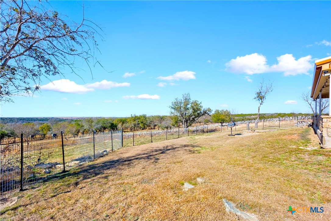 1782 Fm 218 Property Photo 15