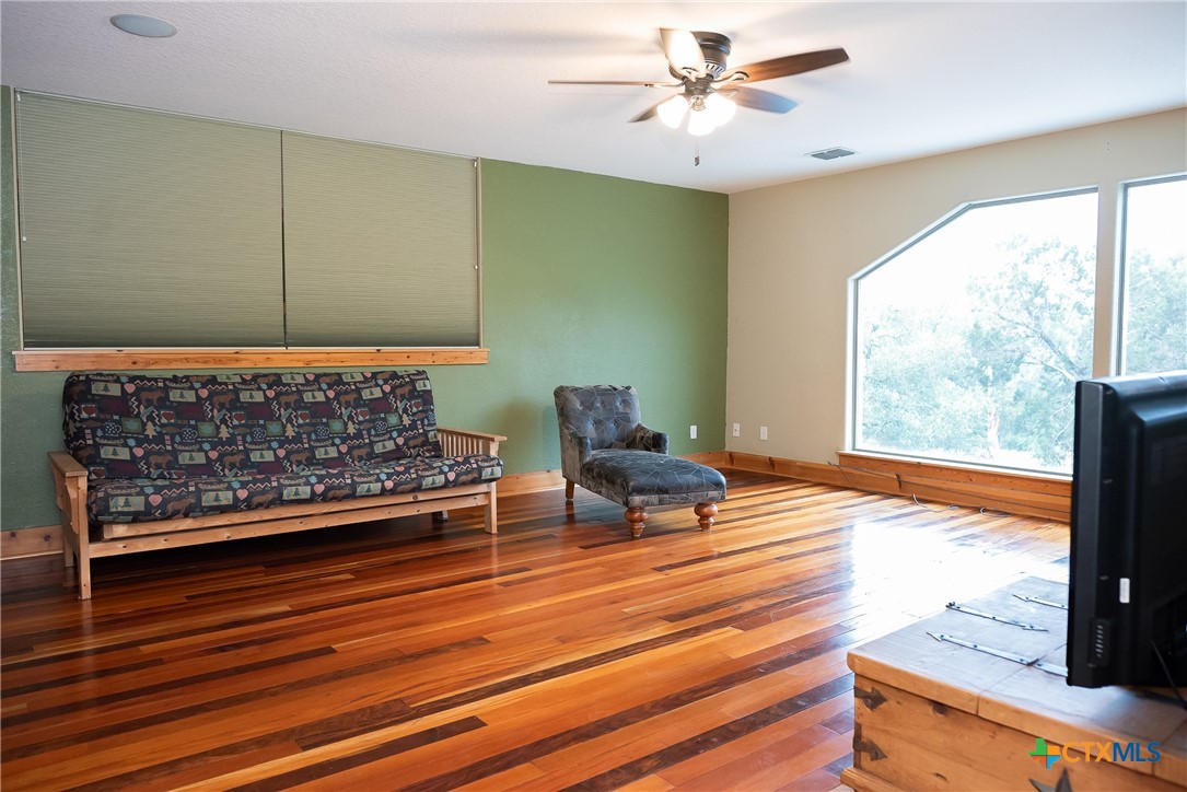 211 Cambridge Drive Property Photo 15