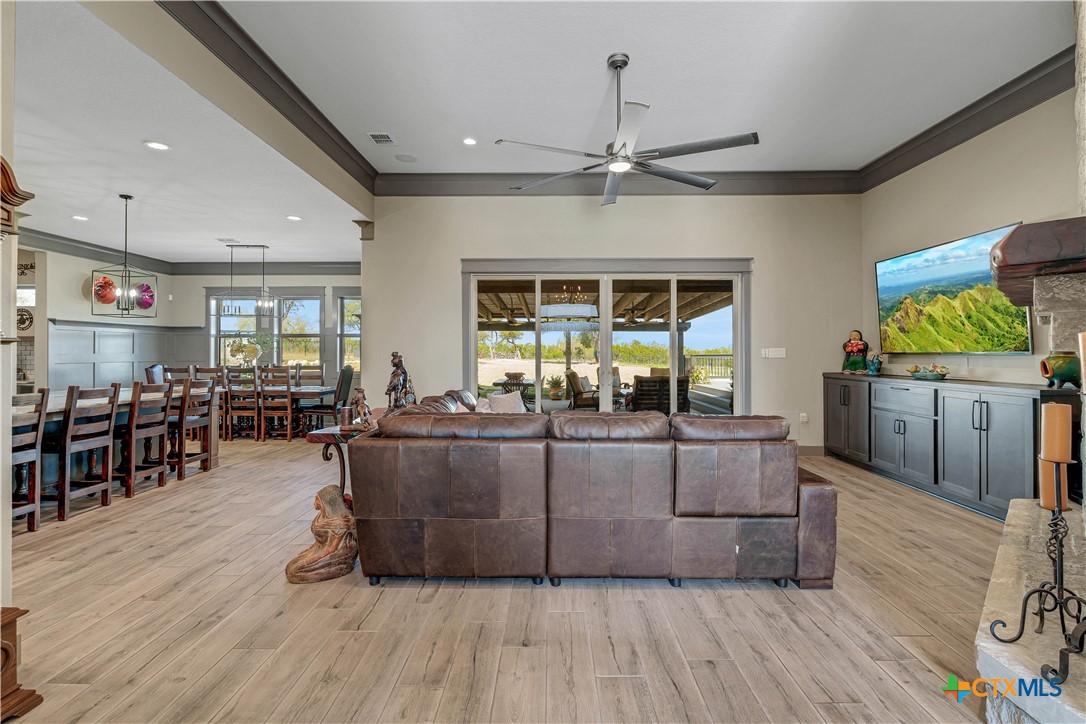938 Malbec Loop Property Photo 8