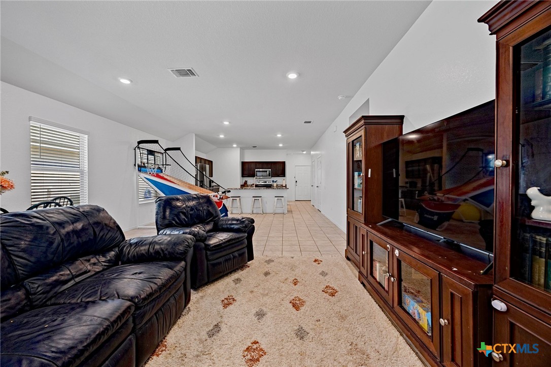 133 Hammond Court Property Photo 12