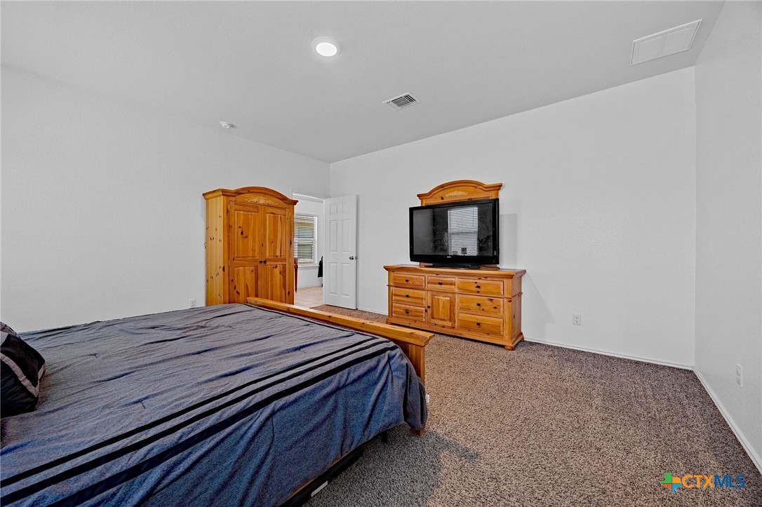 133 Hammond Court Property Photo 15