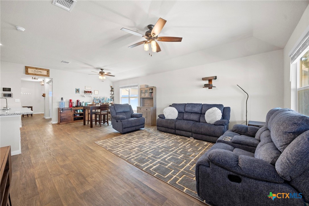 113 Rochester Lane Property Photo 8