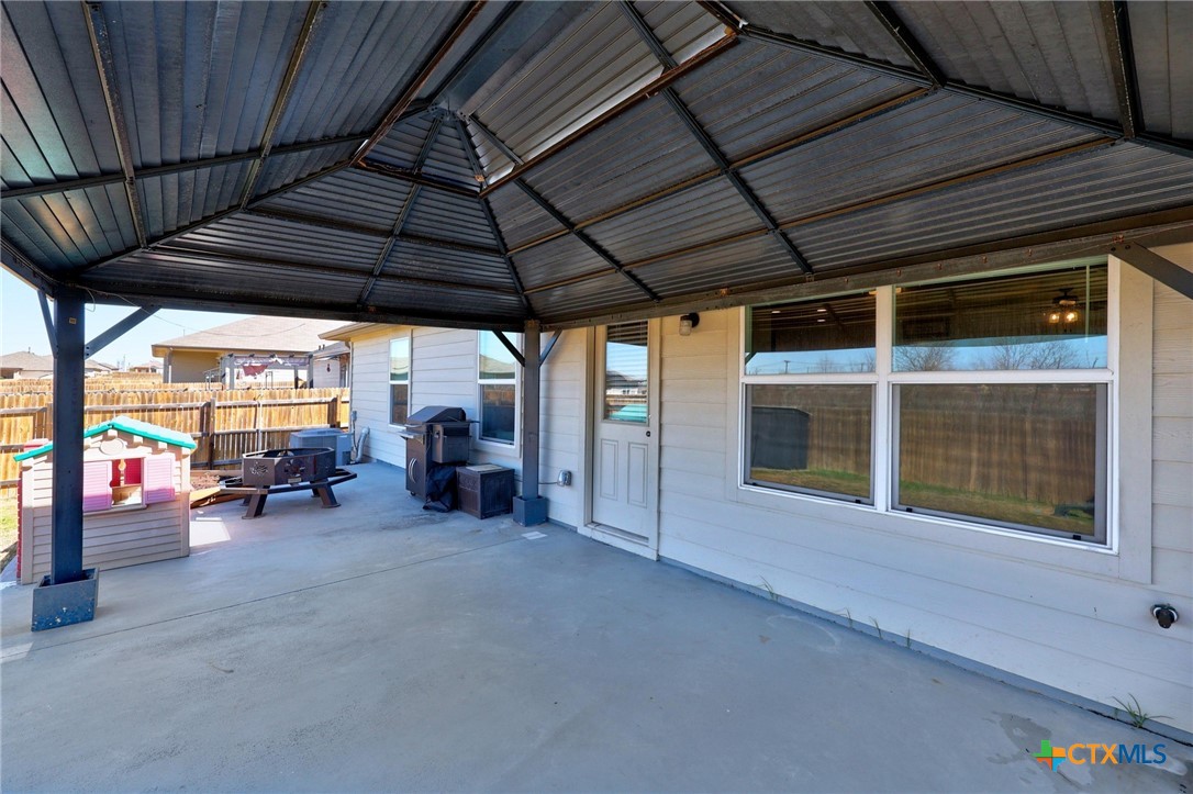 113 Rochester Lane Property Photo 28