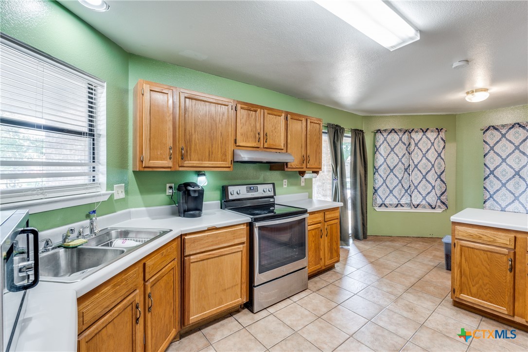 201 Anhalt Drive Property Photo 6