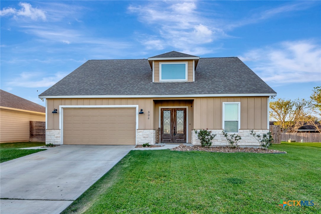 804 Catclaw Lane Property Photo 2