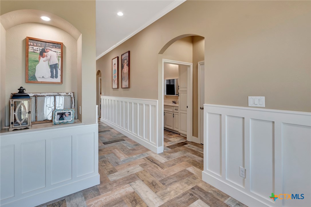 804 Catclaw Lane Property Photo 6