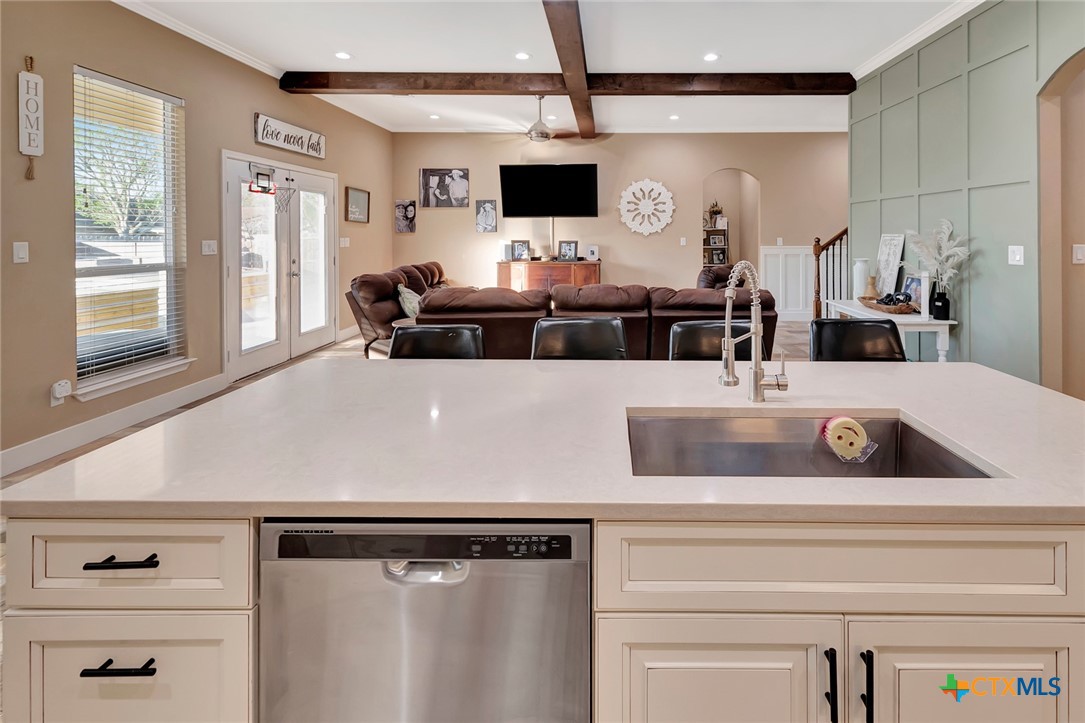 804 Catclaw Lane Property Photo 16