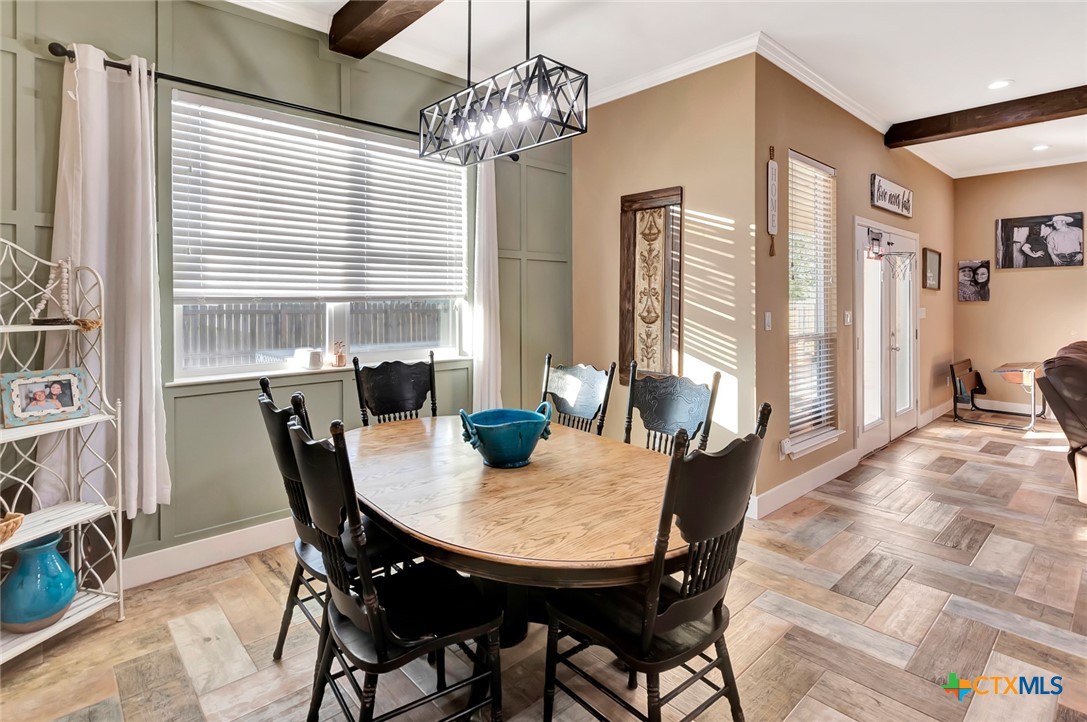 804 Catclaw Lane Property Photo 18