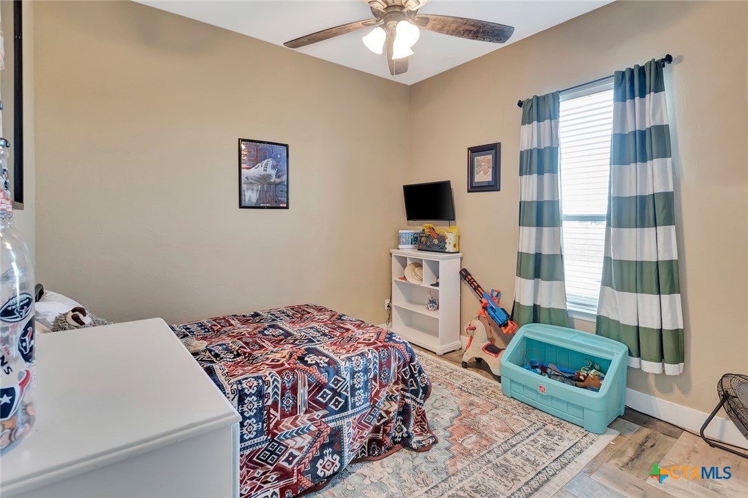 804 Catclaw Lane Property Photo 29