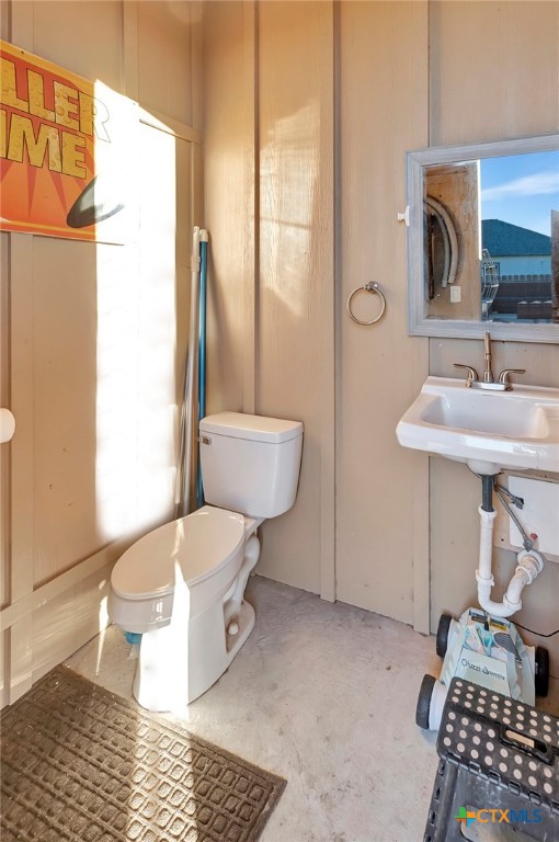 804 Catclaw Lane Property Photo 47