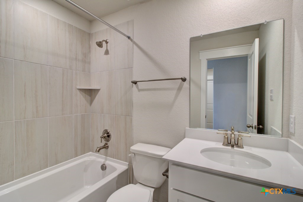 11112 Prairie Landing Property Photo 11