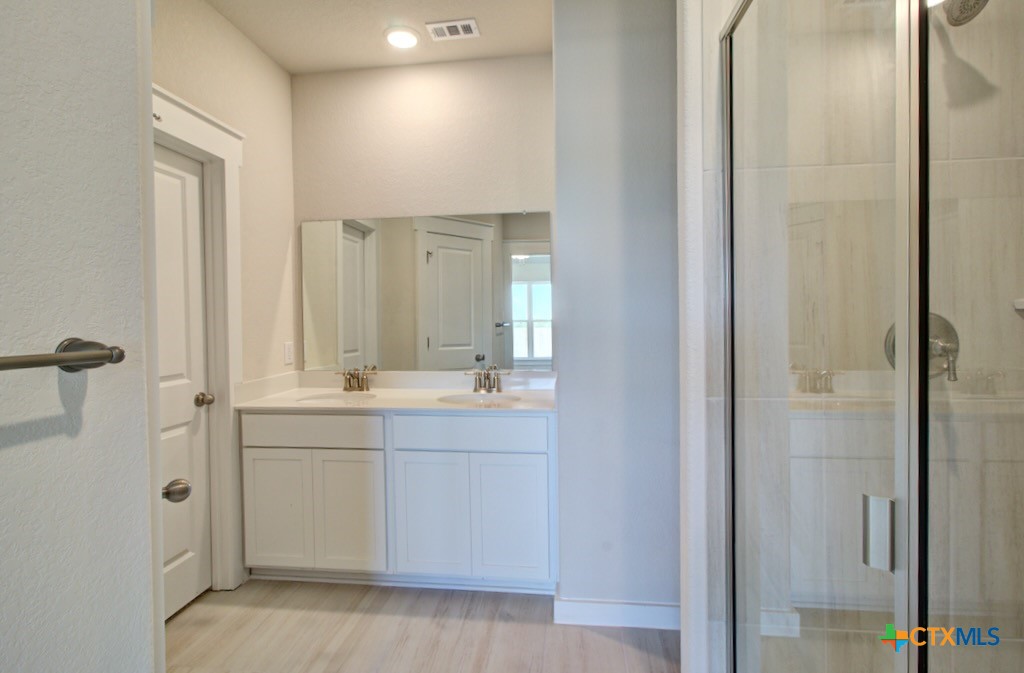 11112 Prairie Landing Property Photo 18