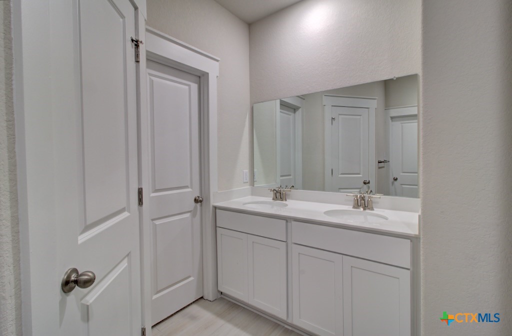 11112 Prairie Landing Property Photo 19
