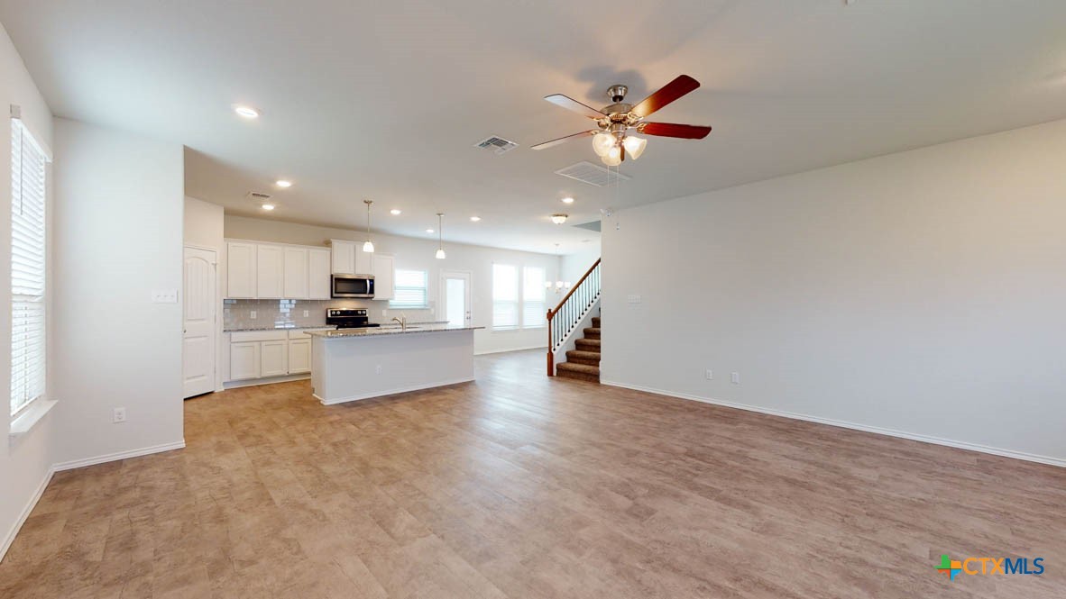 1712 Paint Horse Trail Property Photo 12