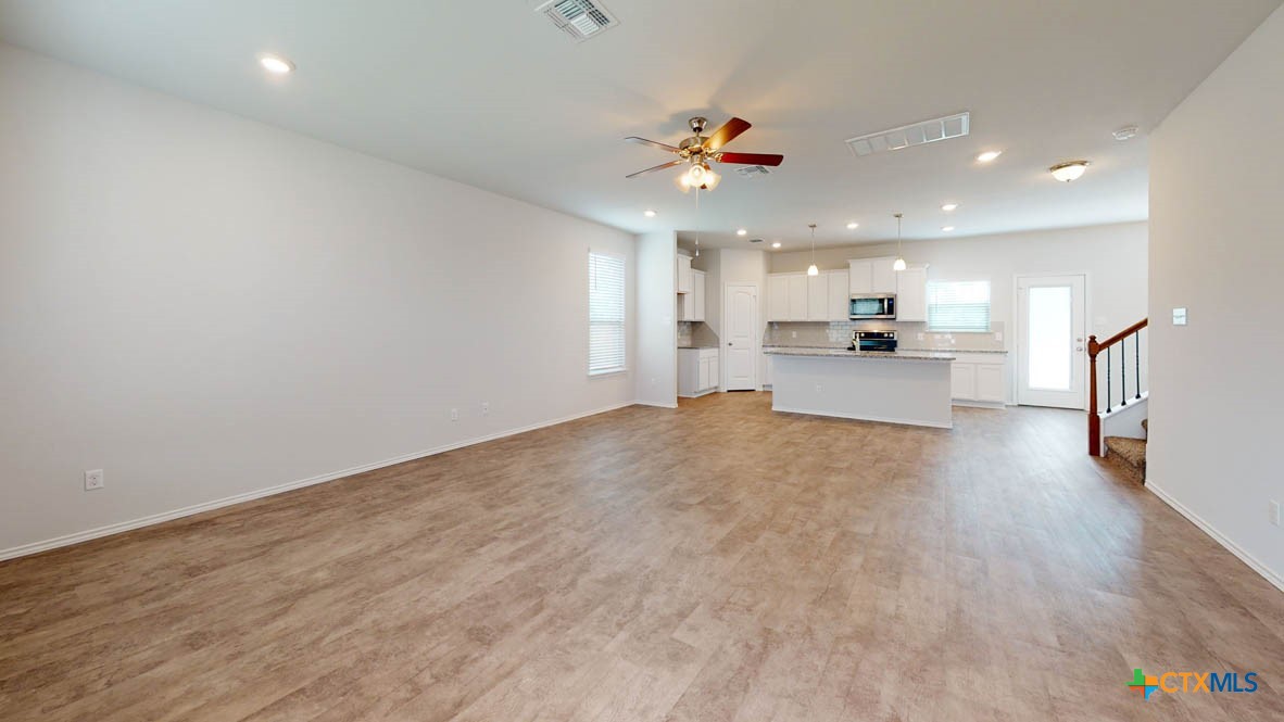 1712 Paint Horse Trail Property Photo 13