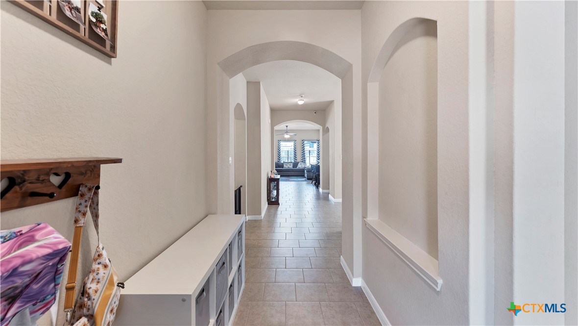 2928 Sunset Summit Property Photo 4