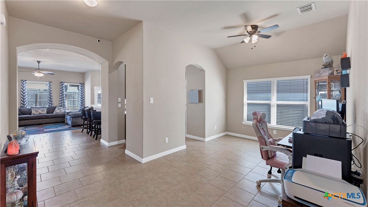 2928 Sunset Summit Property Photo 10
