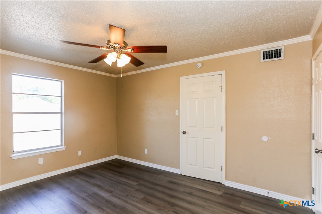 501 Root Avenue Property Photo 18