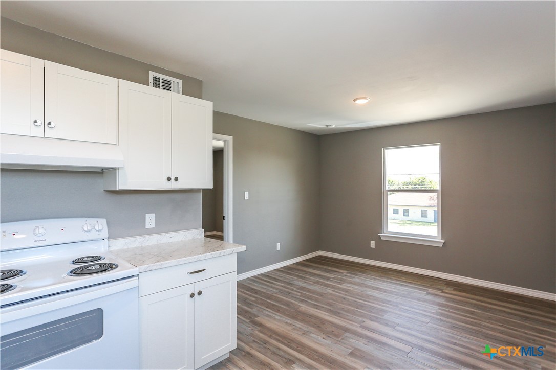 501 Root Avenue Property Photo 23