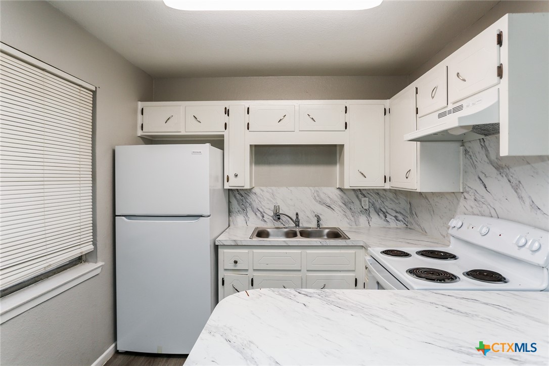 501 Root Avenue Property Photo 30
