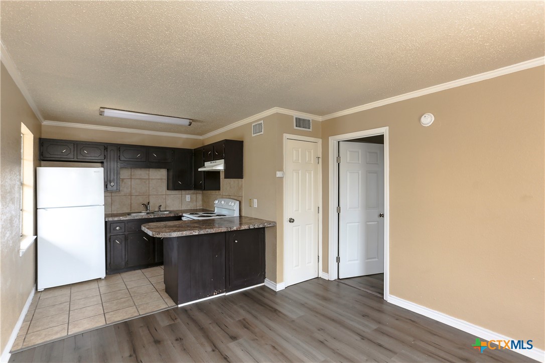 501 Root Avenue Property Photo 36
