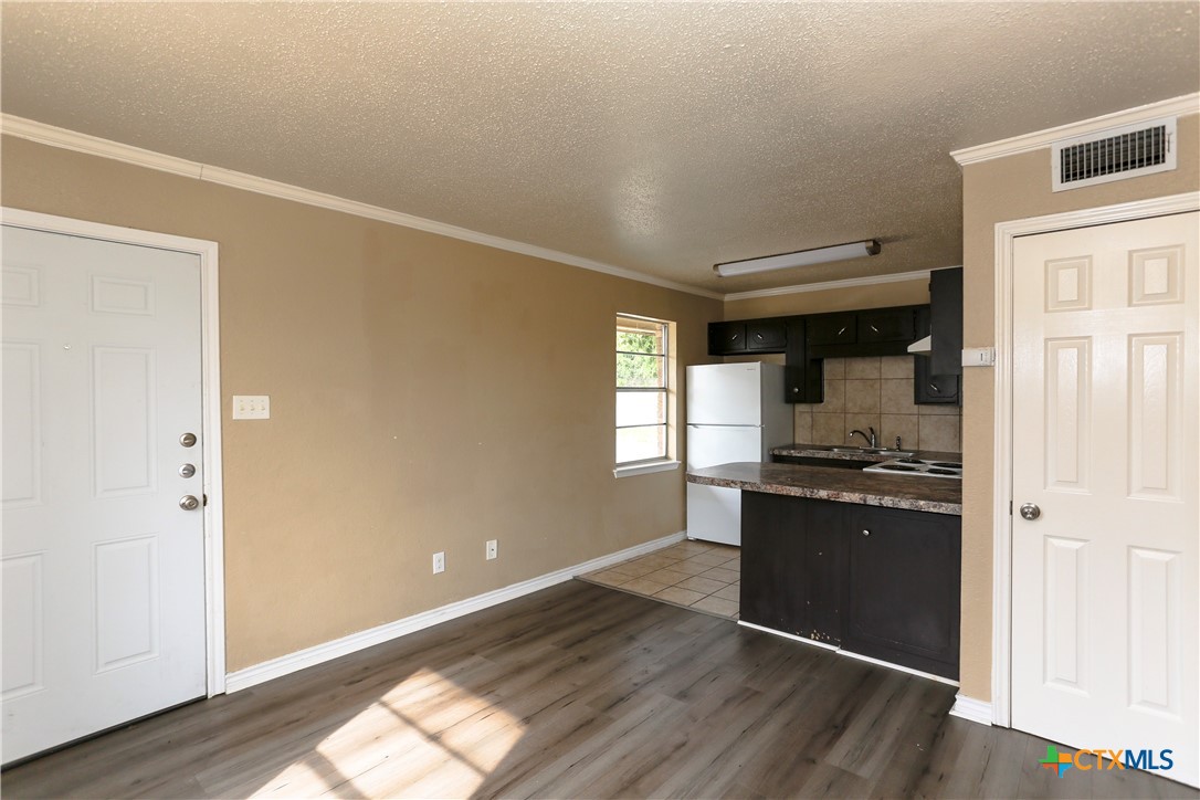 501 Root Avenue Property Photo 37