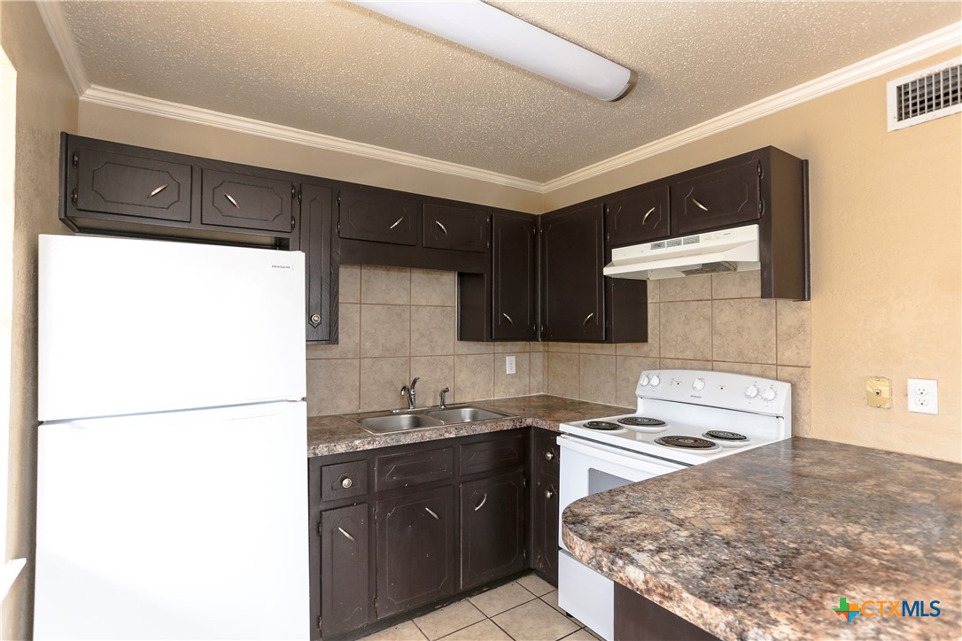 501 Root Avenue Property Photo 38