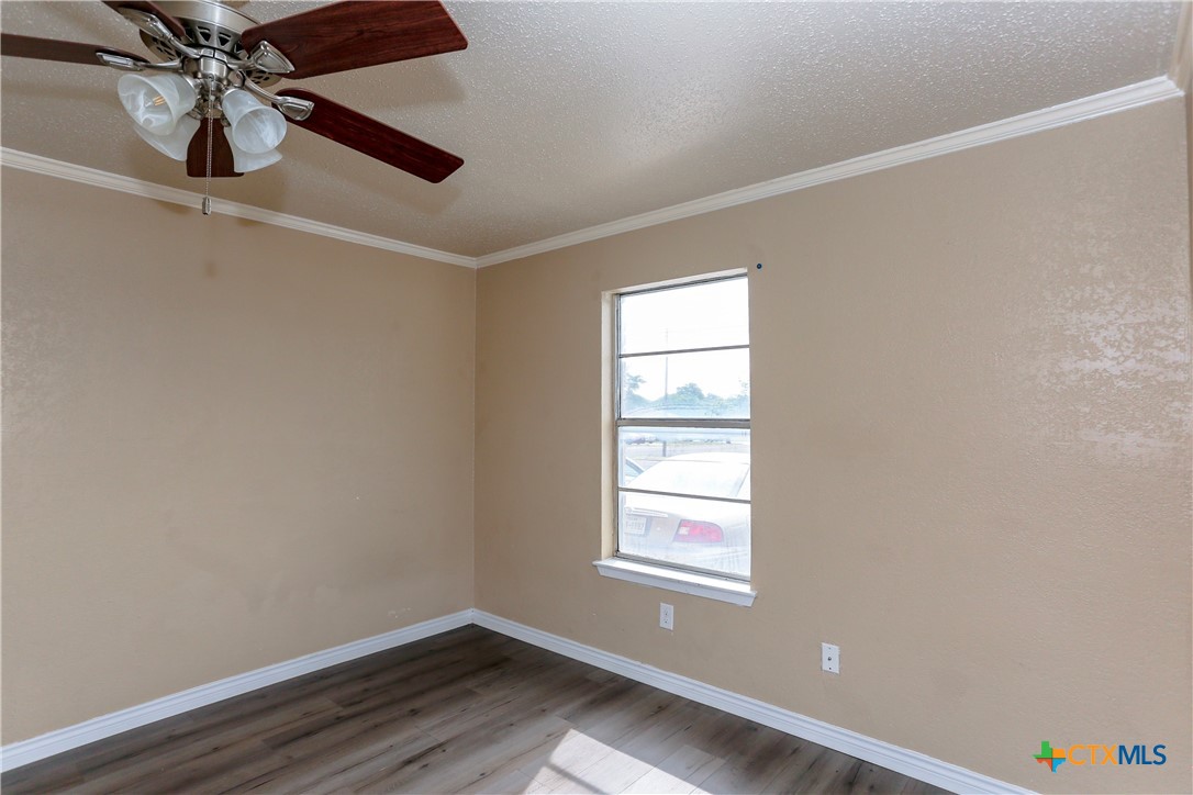 501 Root Avenue Property Photo 41