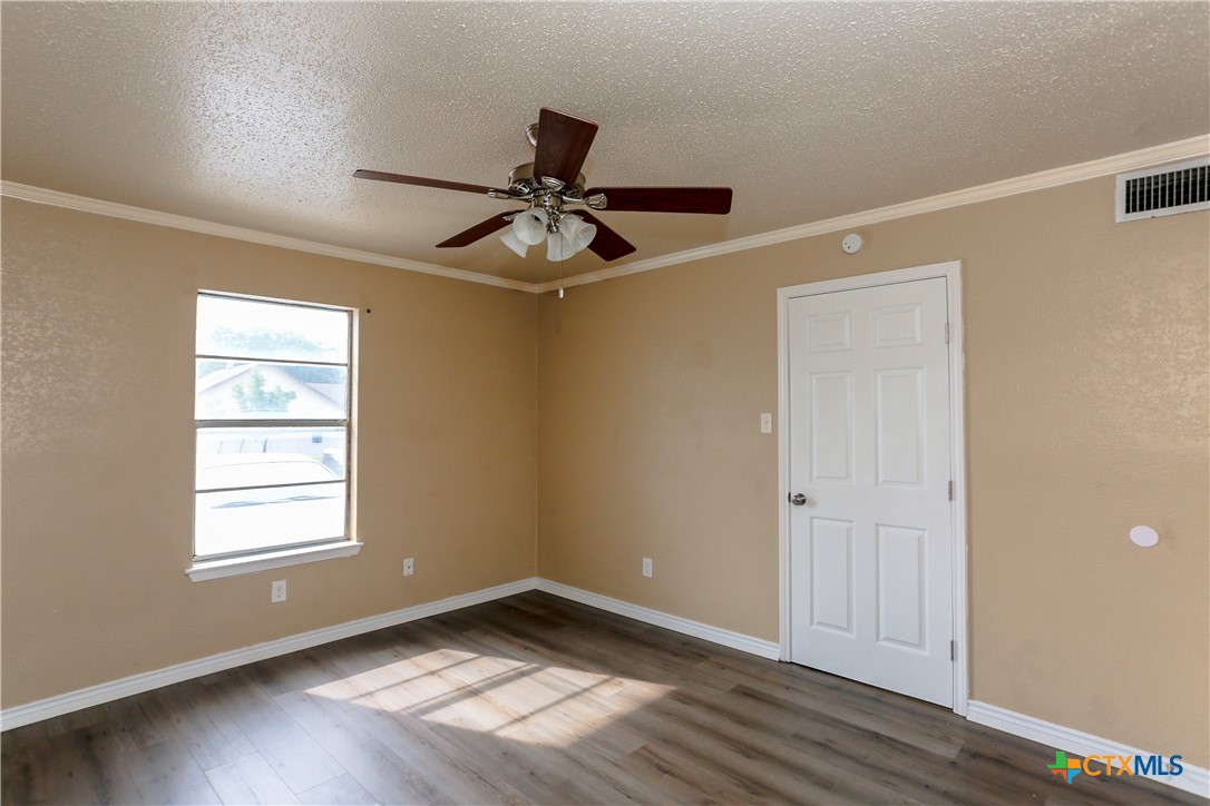 501 Root Avenue Property Photo 43