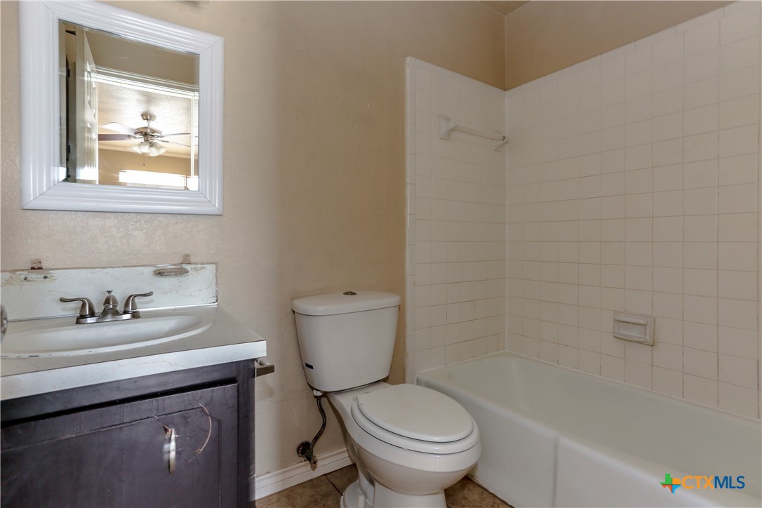 501 Root Avenue Property Photo 44