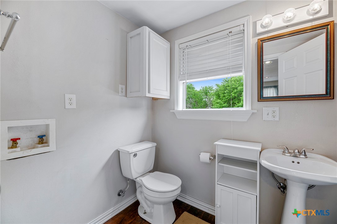 1001 N Adams Street Property Photo 41