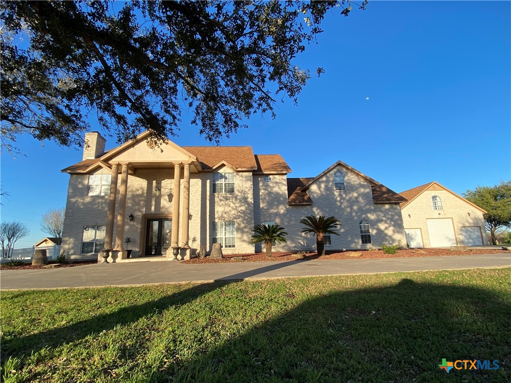 147 Huron Street Property Photo