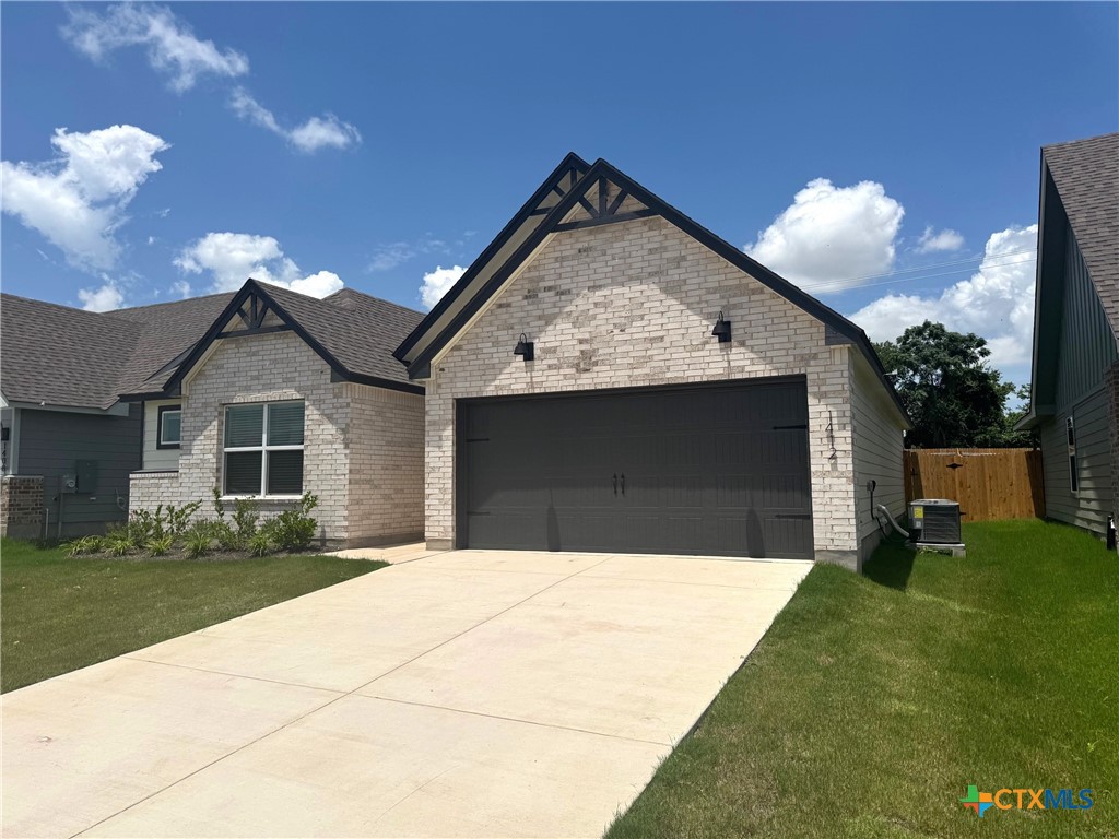 1412 Peppermint Drive Property Photo 2