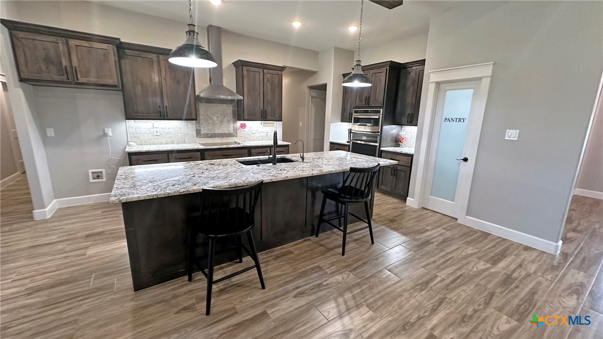 1026 County Road 3152 Property Photo 5