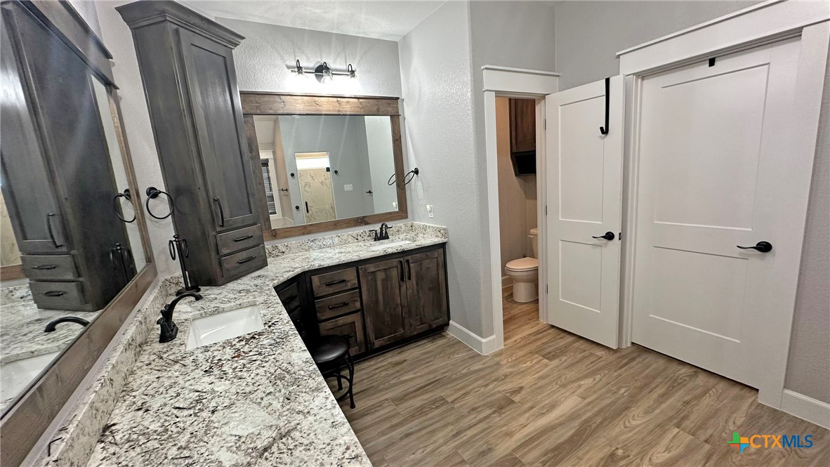 1026 County Road 3152 Property Photo 32