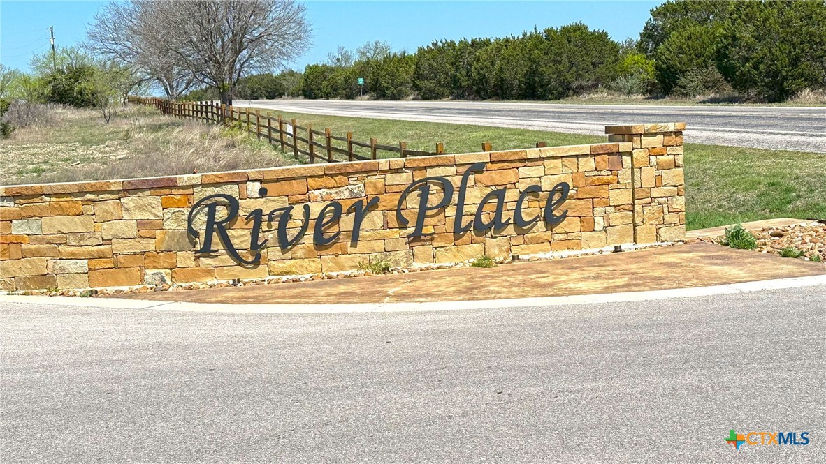 1026 County Road 3152 Property Photo 45