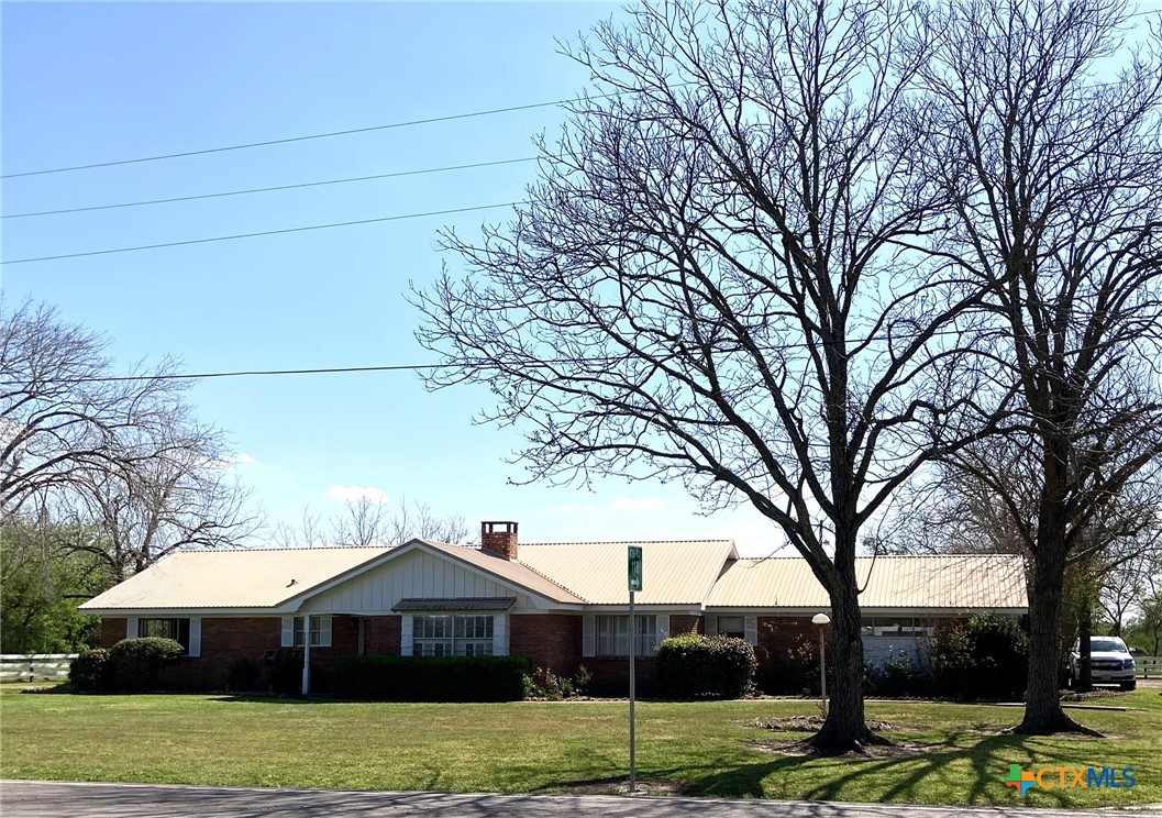 198 Fm 822 Property Photo 1