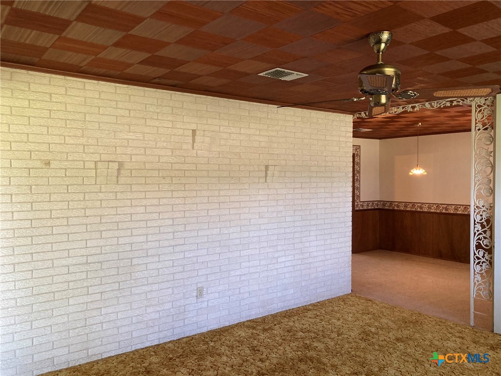 198 Fm 822 Property Photo 4