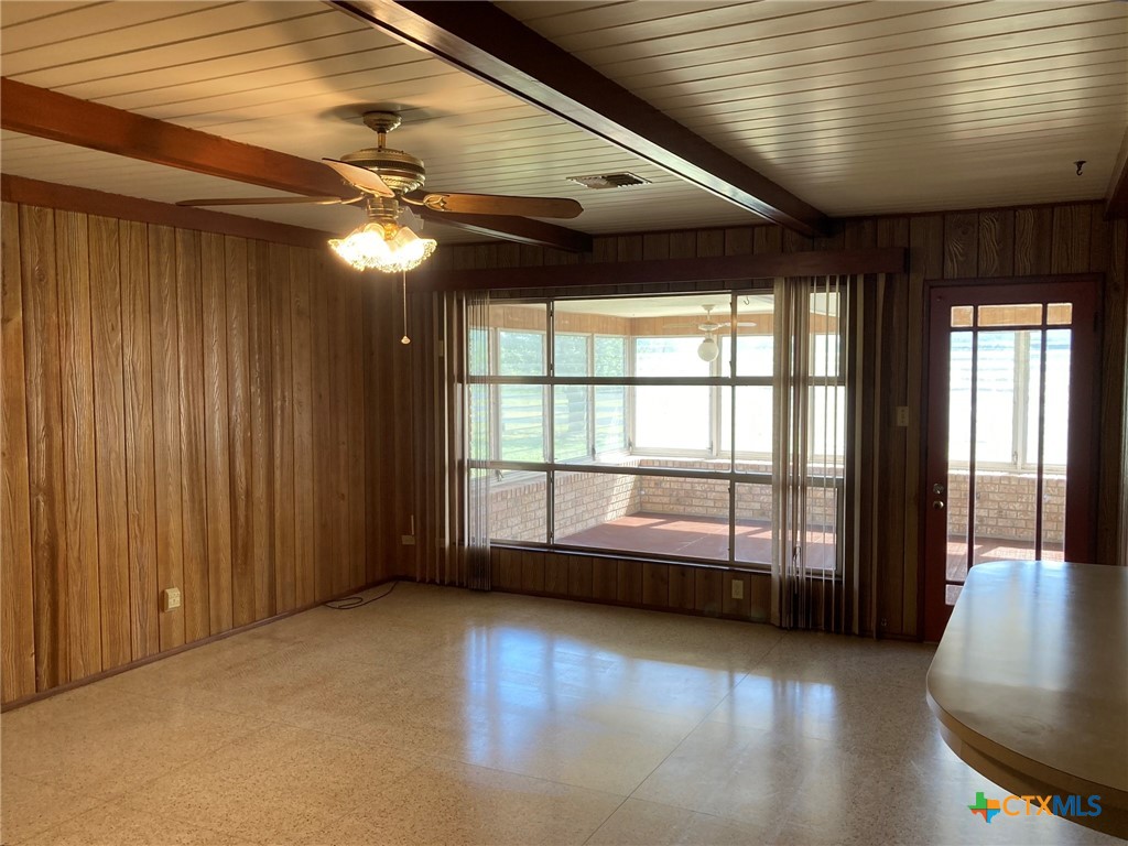 198 Fm 822 Property Photo 9