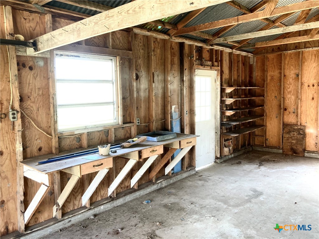 198 Fm 822 Property Photo 46