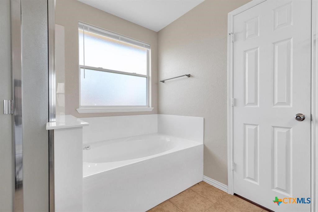 9301 Bellgrove Court Property Photo 11