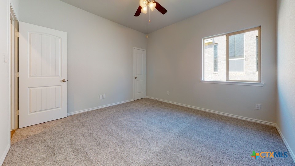 14018 Carsten Loop Property Photo 9