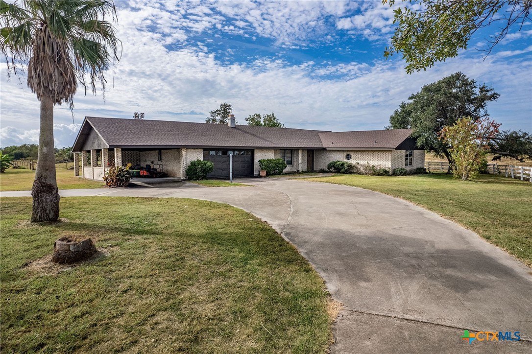 587 Seakist Road Property Photo