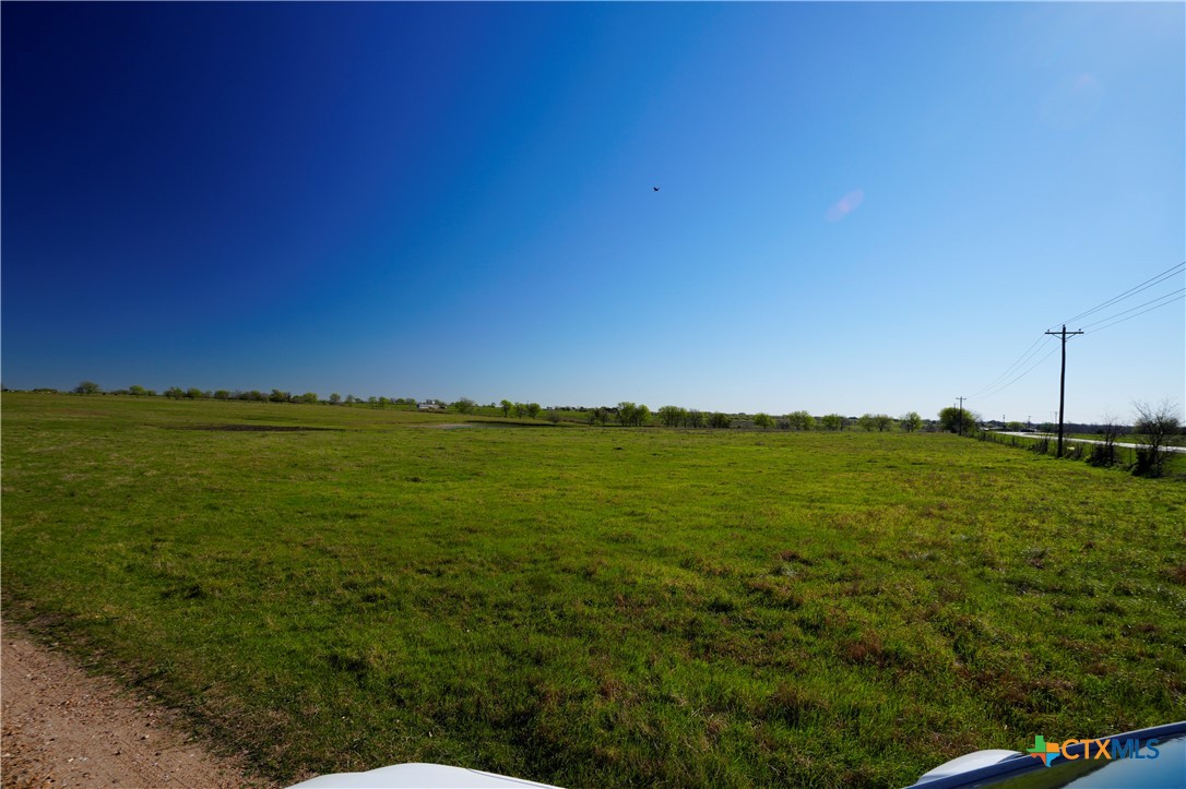 Tr 1 1011 Fm 956 Property Photo 2