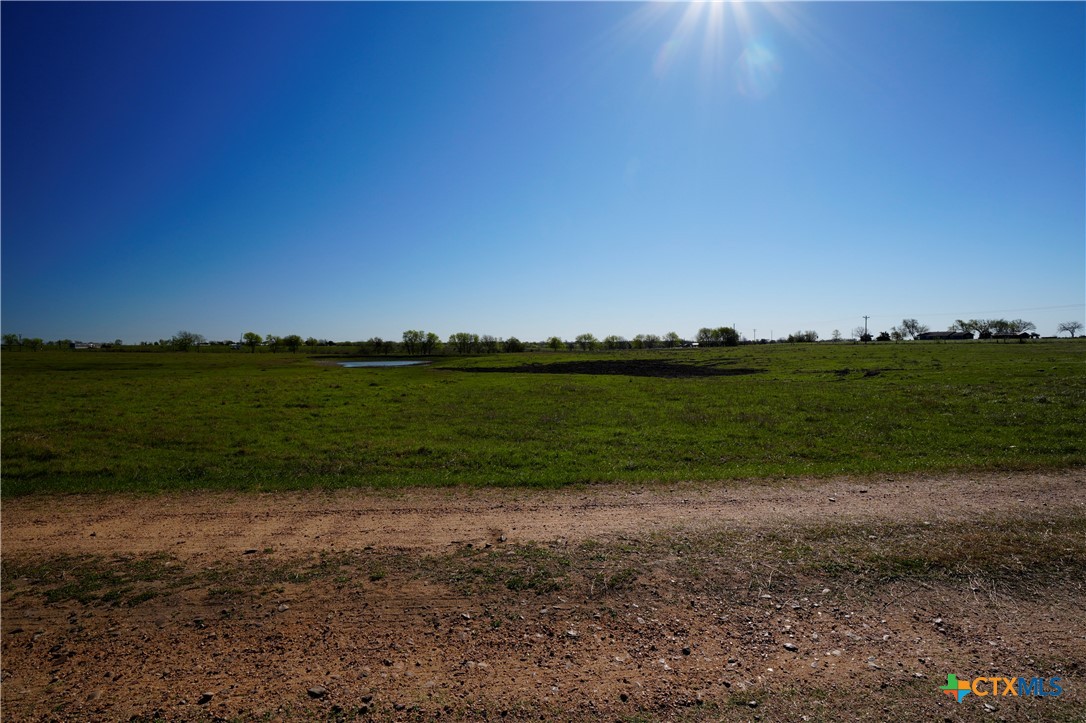 Tr 1 1011 Fm 956 Property Photo 9